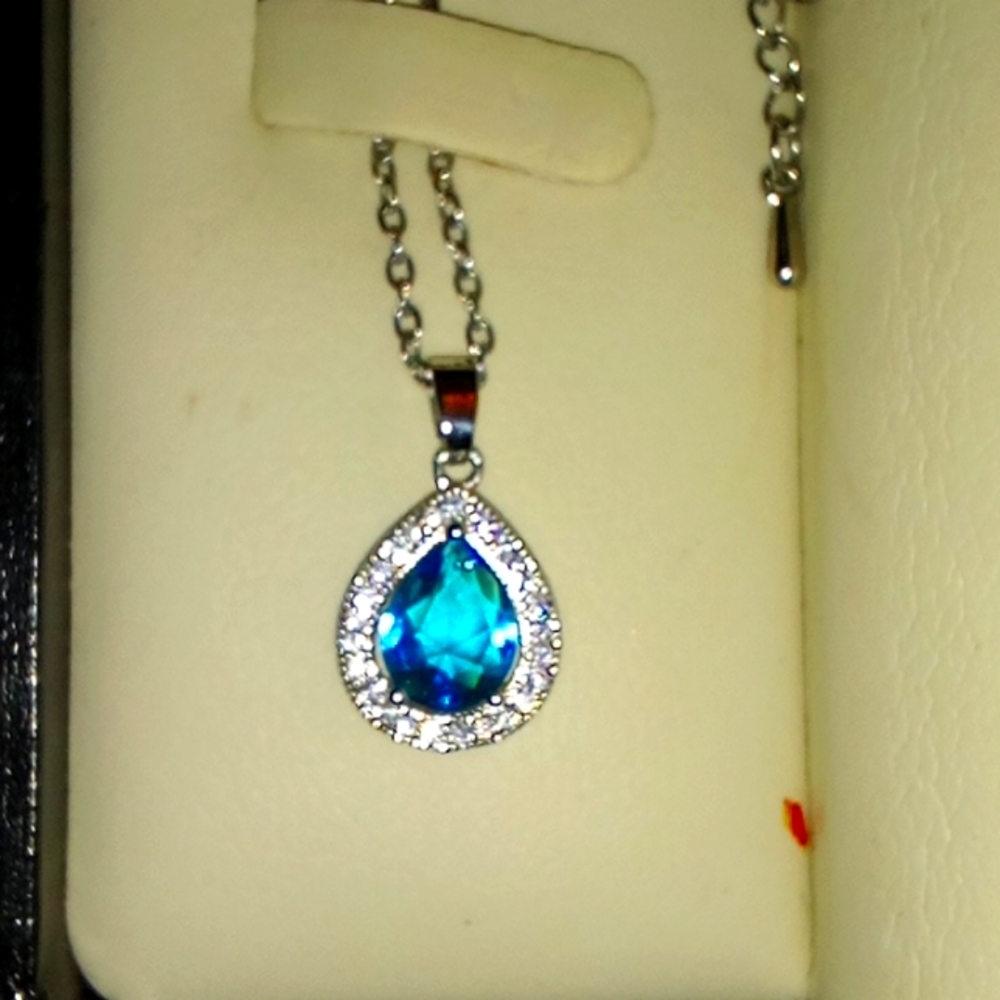 Aquamarine and cubic zirconium 18-in silver women's necklace